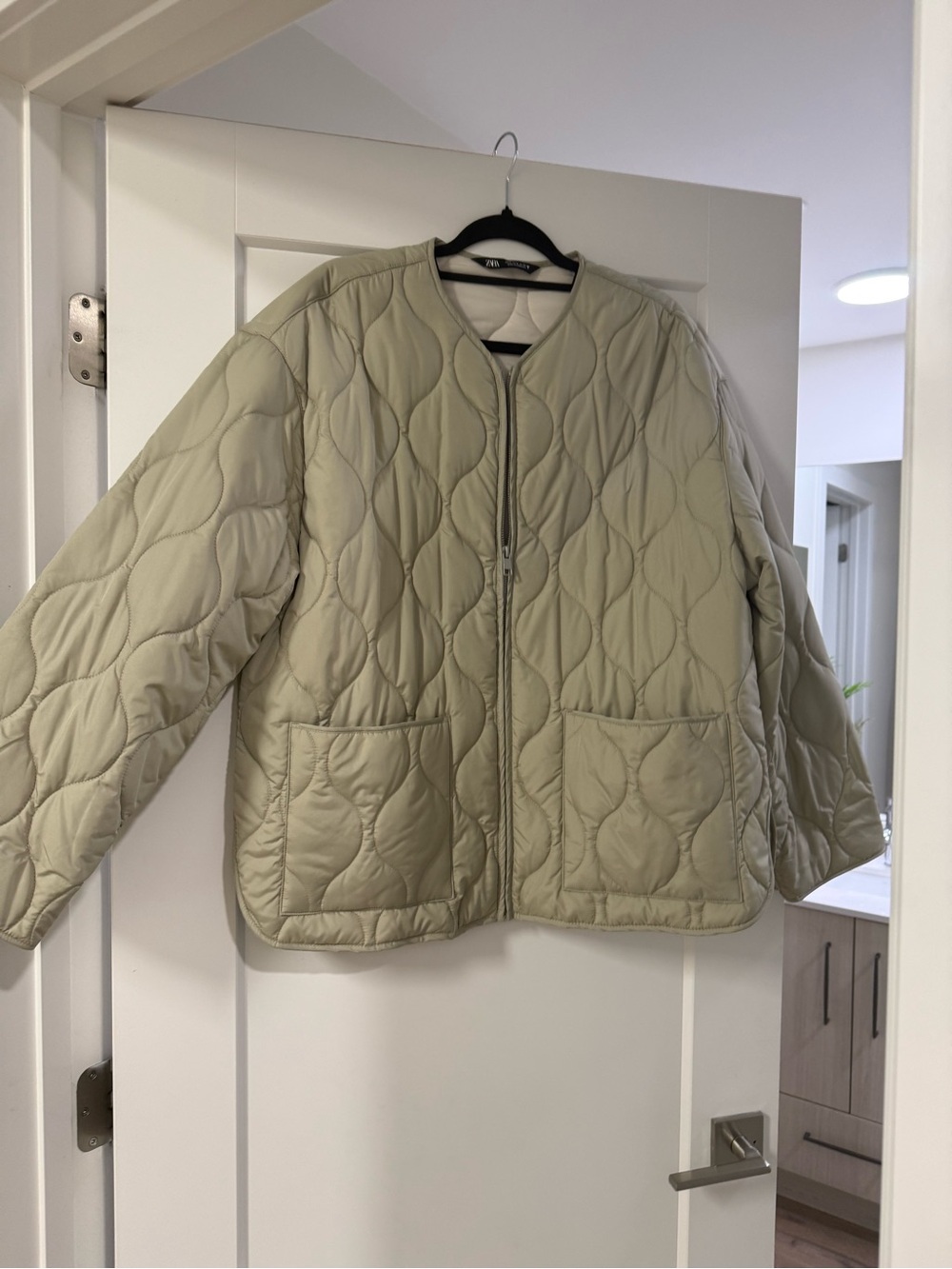 Zara Quilted Puffer Jacket in Light Beige